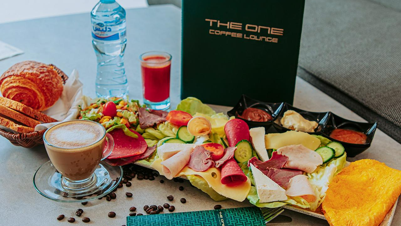 THE ONE COFFEE LOUNGE